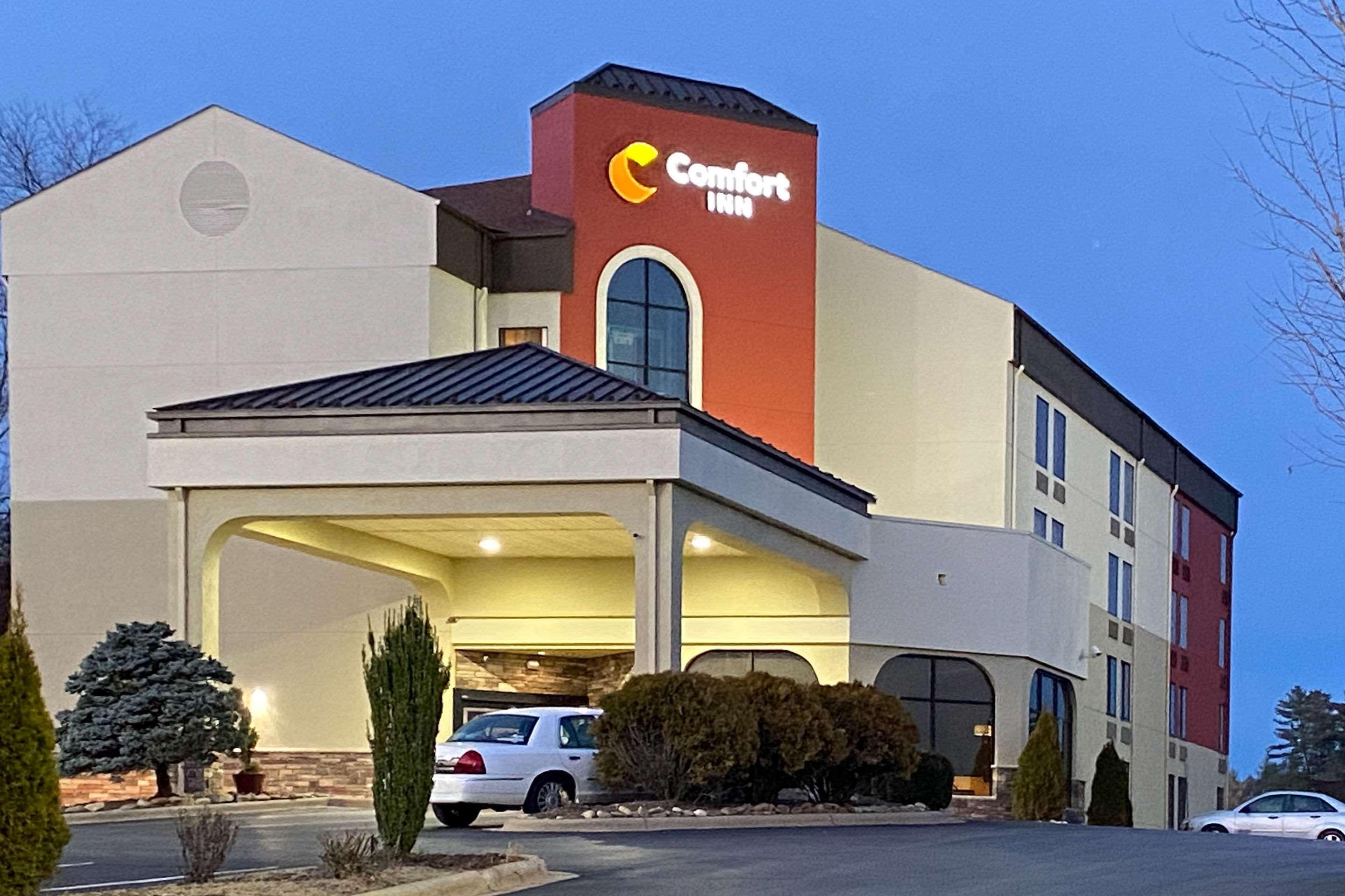 Comfort Inn North Of Asheville Mars Hill Buitenkant foto