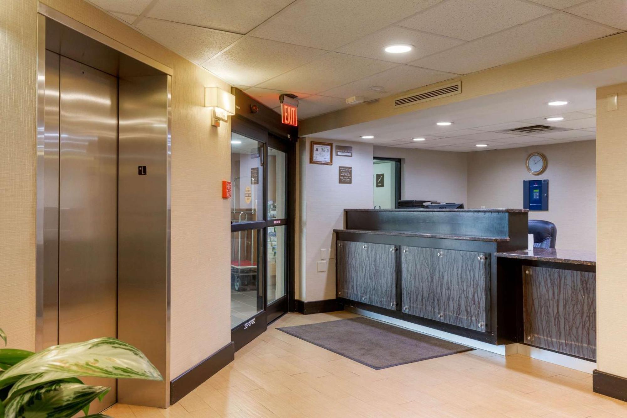 Comfort Inn North Of Asheville Mars Hill Buitenkant foto